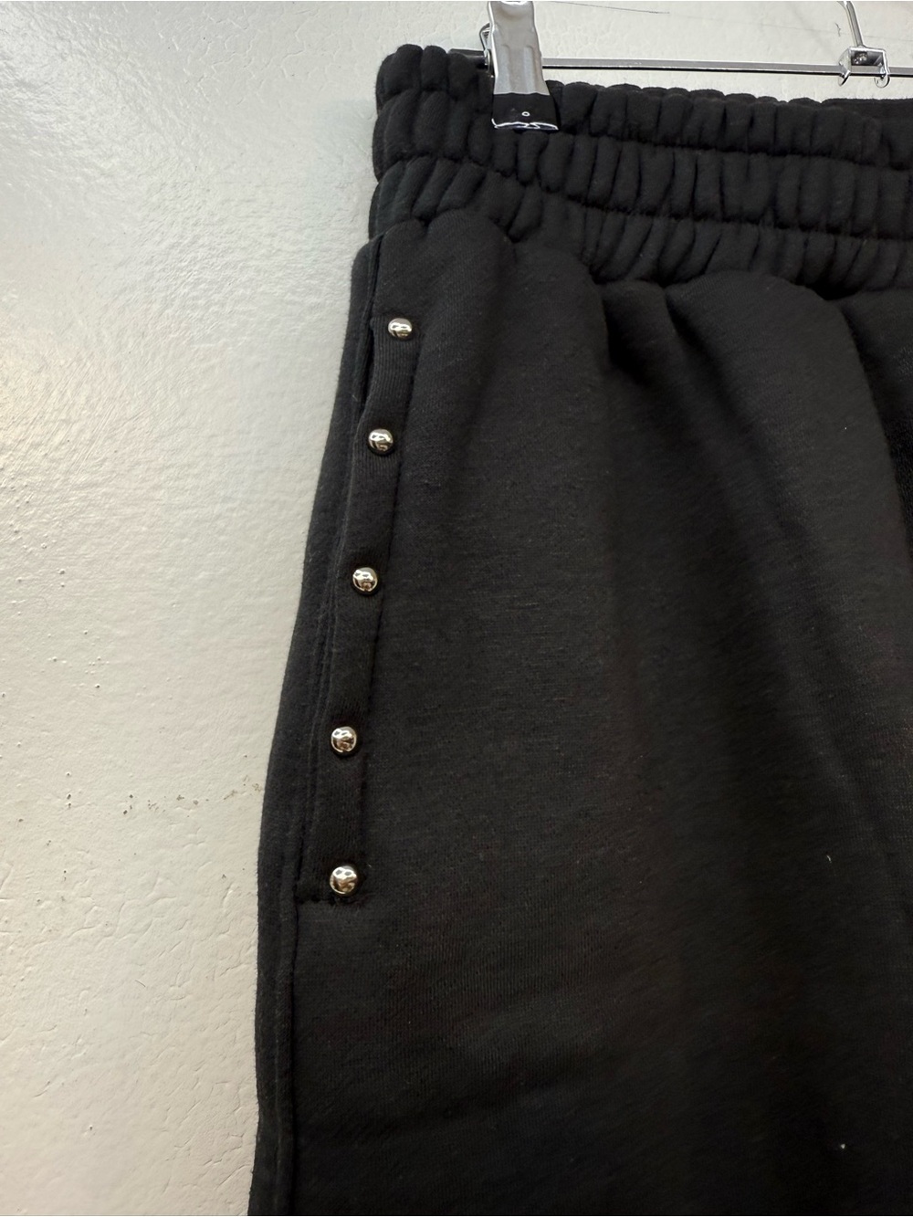 Black Wide-Leg Graphic Sweatpants oversized - Picture 4 of 6